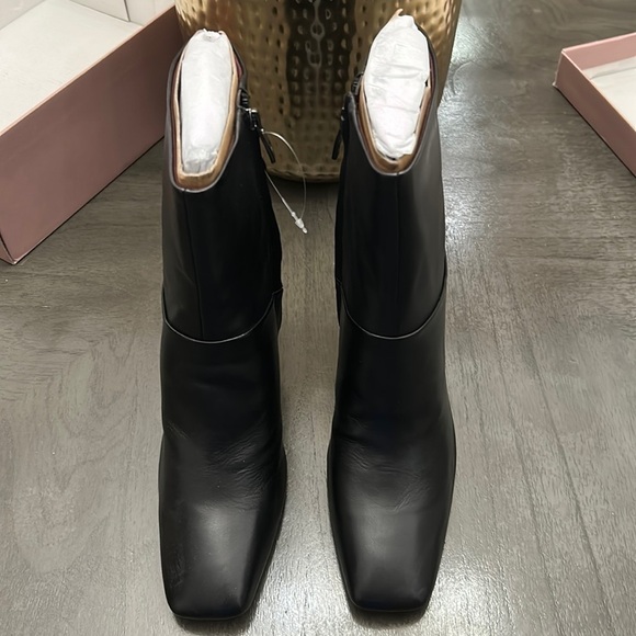 Franco Sarto Flexa Comfort Leather Bootie - Picture 5 of 13